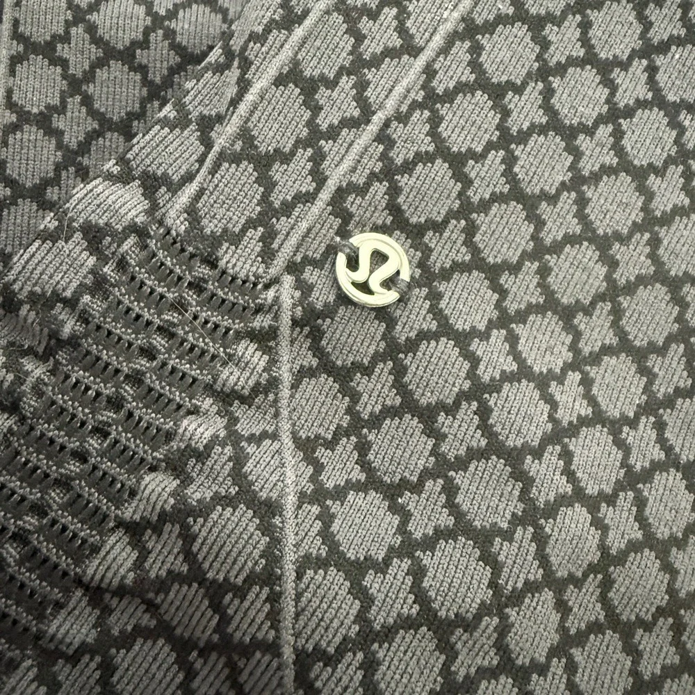 Lululemon Align Black Gray Geometric Print Ruched Crop Leggings Women's Size 4‎